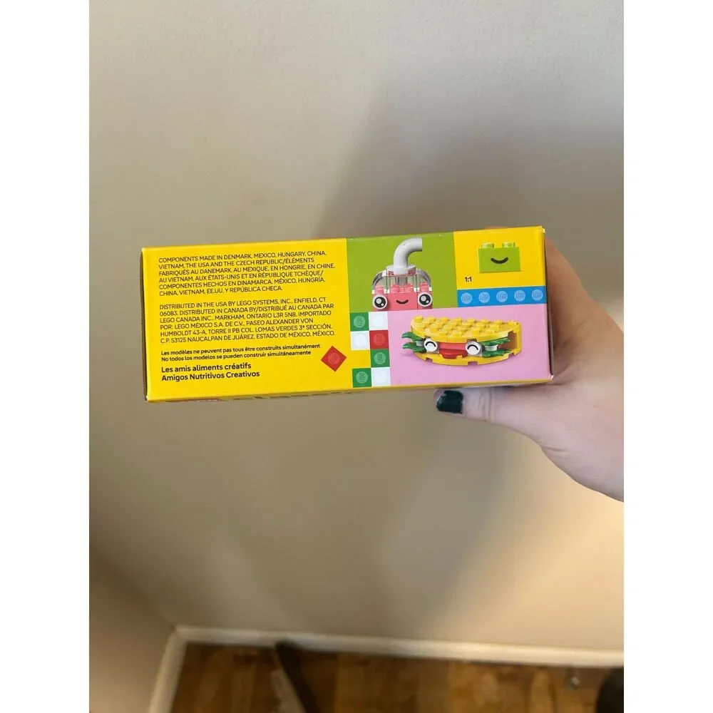 NEW LEGO Classic Creative Food Friends Set 11039 (150 Pieces) Unopened Box